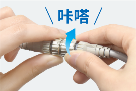 咔嗒